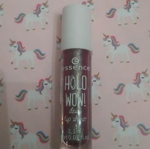 Essence Holo Wow! Dewy Lip Shine Scarab Wings